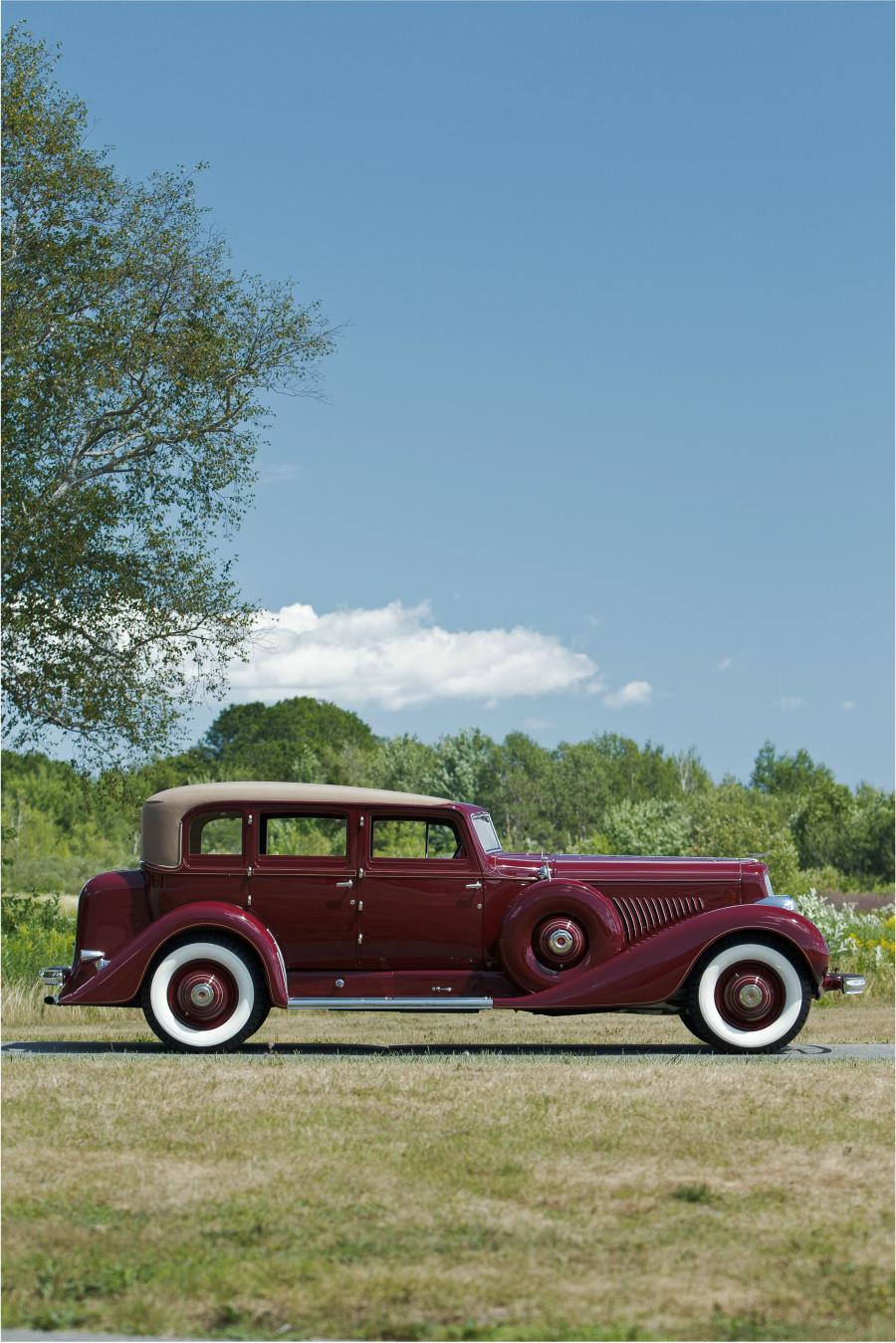  Duesenberg J310/2144 Sedan by Derham 1935 года  (фото 13 из 21)